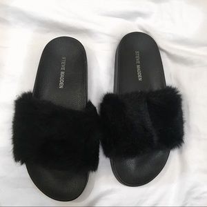 Steve Madden Slides